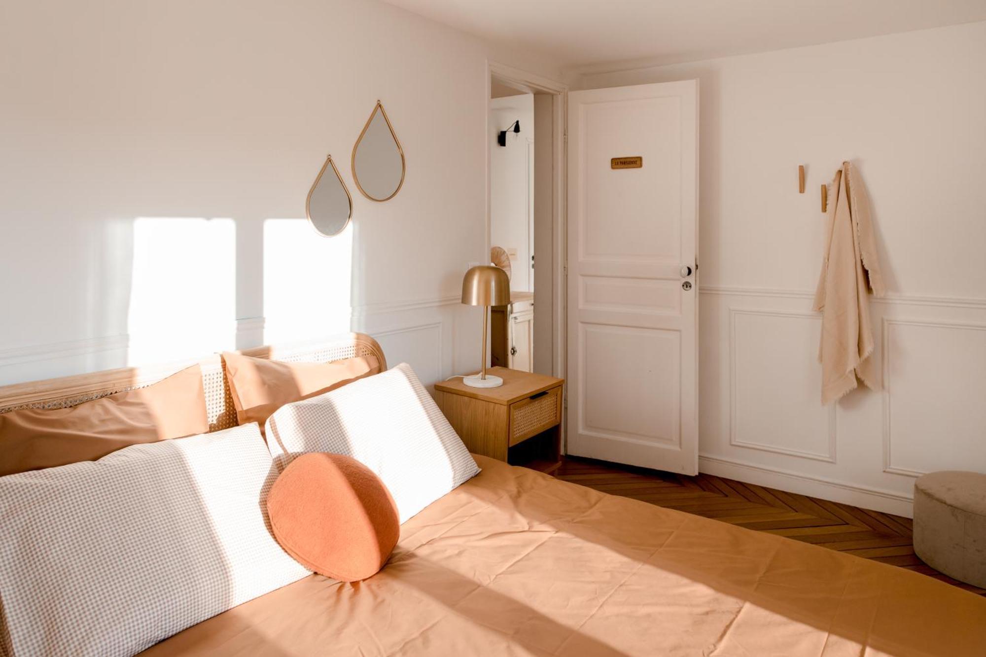 Logement Entier Ou A Partager Dans Maison Familiale A Rueil Malmaison, Proche De Paris La Defense Exteriör bild